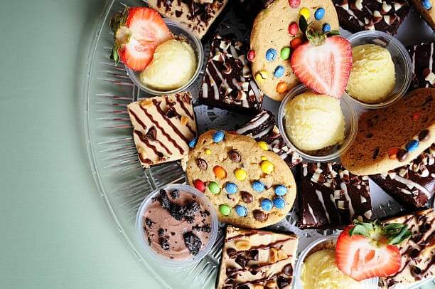 Dessert takeaway and delivery near me