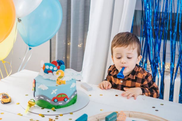 Best design ideas for a Liverpool cake for boy